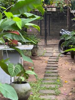 Batti Home stay - Nikawatawana - 5