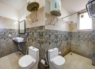 Wedlock Hotel Near Artemis Hospital - 6