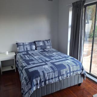 Luvuyos Guest House - Pietermaritzburg - 4
