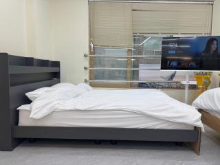 201, Atelier Seongsu Riverside Loft Cherry Blossom Road Han River airport bus - 3