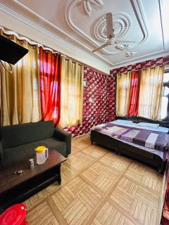 Vansh hotel - Jawāla Mukhi - 4