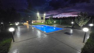 CASA AMORE Exclusive with pool - - 0