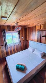 Ripples Guesthouse and Sky Bar - 1