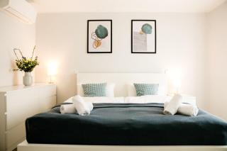 bonquartier - LUXAPT#5 Gemütliches, stilvolles Apartment mit Self Check-In, voll ausgestatteter Küche, Klimaanalage & Parkplatz - Sankt Augustin - 4