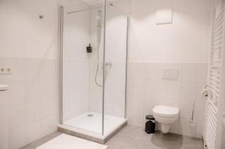 bonquartier - LUXAPT#5 Gemütliches, stilvolles Apartment mit Self Check-In, voll ausgestatteter Küche, Klimaanalage & Parkplatz - Sankt Augustin - 5