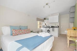 Stylish Private Room and Ensuite Near The Oval - Londra - 0