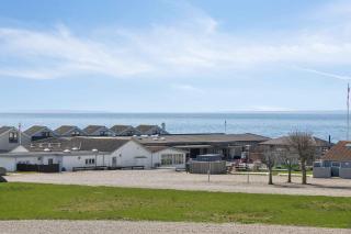 Cozy Holiday Home With Panoramic View - Tranekær - 9