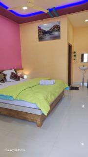 Abhi Homestay Hampi - Hampi - 3