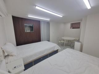 Shin-Nonhyeon Hideout - Seul - 0