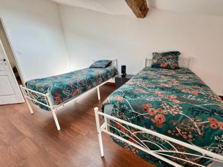 La Terrasse vue étangs, Babyfoot, jeux de société by BookingFuté - 7