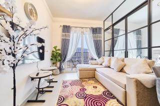 Modern 1BR Retreat in Dubai Hills Prime Location - 0