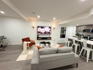 Cozy & Modern Basement Retreat - Chestermere - 6