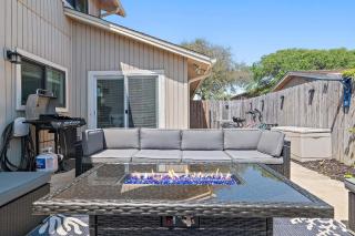 Seascape 55B- Surfer Girl - 7