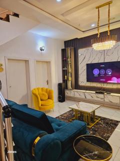 Light&shine Apartment - Lekki - 6