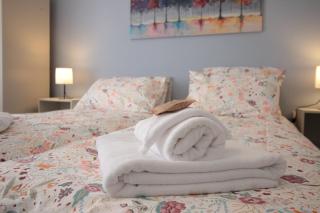 Les loges de Véro - Rez-de-chaussée - Parking privé - Garage vélo et moto - LOGEMENT NEUF - 5 couchages - 2 chambres - WIFI - Géré par Presta-Zen'Services - Thierville-sur-Meuse - 2