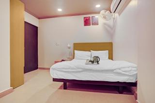 Collection O One Hotel - 9