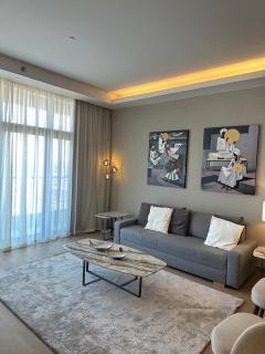 Luxury Hotel apt at Aeon Towers - Sheikh Zayed - 0
