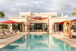Luxury 5-Suite Villa with Heated Pool, Steam Room & Games - Marrakech - 9