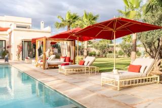 Luxury 5-Suite Villa with Heated Pool, Steam Room & Games - Marrakech - 3