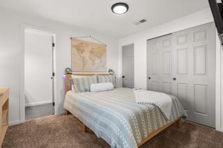 The Historic Casa Arno South Awaits - Albuquerque - 9