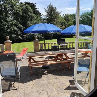 Country Manor House - 7