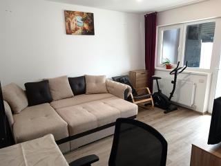 Modern Studio near Metro with Free Wi-Fi, Gym & Stores nearby - 8