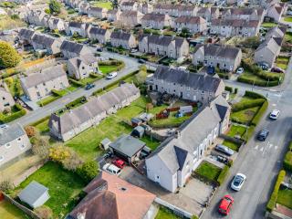 Luxury 2-Bed Townhouse with Free Parking, Near City - Edimburgo - 3