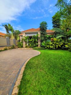 Full House 3 Bedrooms - Nalakonge - 3