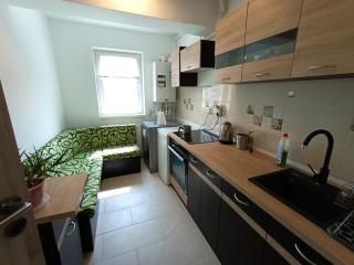 Modern Studio near Metro with Free Wi-Fi, Gym & Stores nearby - 6