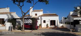 Modern 3 Bedroom Villa with Pool & Garden, Ideal for Families - Lo Mendigo - 9