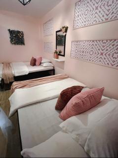 Rosa by Kutys Inn - Canaman - 7