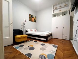 Abbey Inn Hristo Botev - Bucharest - 8