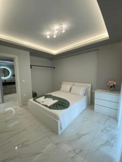 Escape Central Apartments - Neos Marmaras - 3