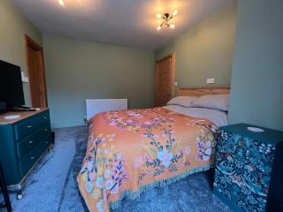 Private, Modern and Detached Garden Apartment - Llanddulas - 8
