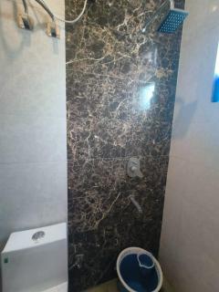 Tranquil Flat Near Ganges - 3