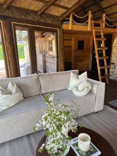 Cabin by the pond - - 3