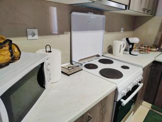 Sophia's Lemon Garden Apartment - Artemida - 4
