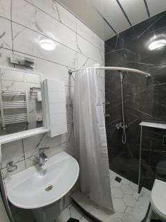 4 Private rooms in a shared apartment - Tbilisi - 3