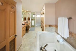 Luxury on Medano Beach at Villa La Estancia 3508 with Beach Access and Amazing Views - Cabo San Lucas - 2