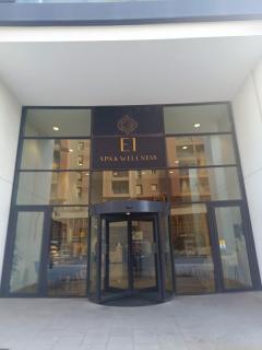 E1 18th Floor Studios - Sea & Beach Views - 2