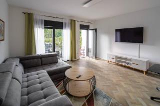 Moderne Erdgeschoss Wohnung - Siegburg - 0