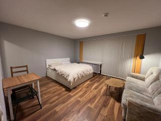 Renovated apartment with Wi-Fi - 1