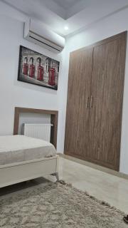 Coquette appart avec jardin à bousten - 2