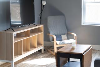 Beautiful 2BR Apartment-, Walk To West Point, Free Parking! - 5