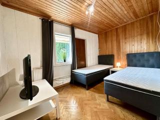 Workers 7BR - Torslanda - 8