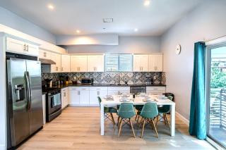 Stunning MidCity New Home Modern and Luxe Living - Los Angeles - 4