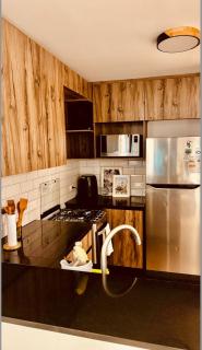Modern, suitable and comfortable with a balcony - Montevideo - 7