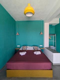 Under The Palm Tree Studios - Ano Meria - 7