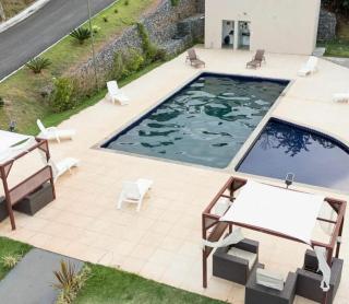 Apartamento aconchegante em escarpas do lago - Capitólio - 3