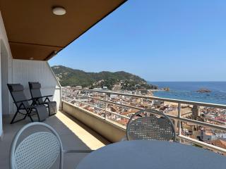 Lets Holidays Apartment sea views Costa Brava 2 - Tossa de Mar - 9